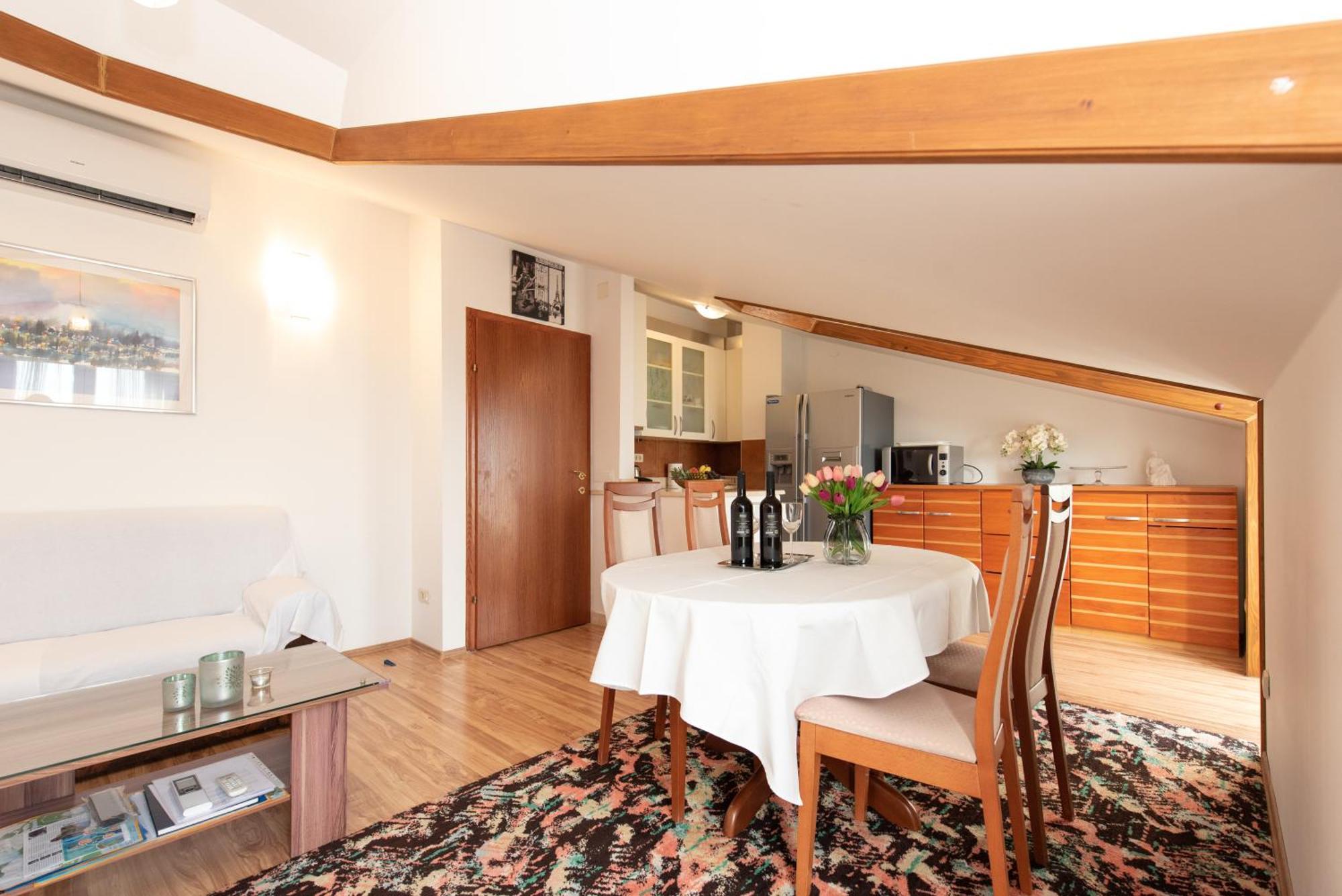 Apartments Andrijana Сплит Экстерьер фото