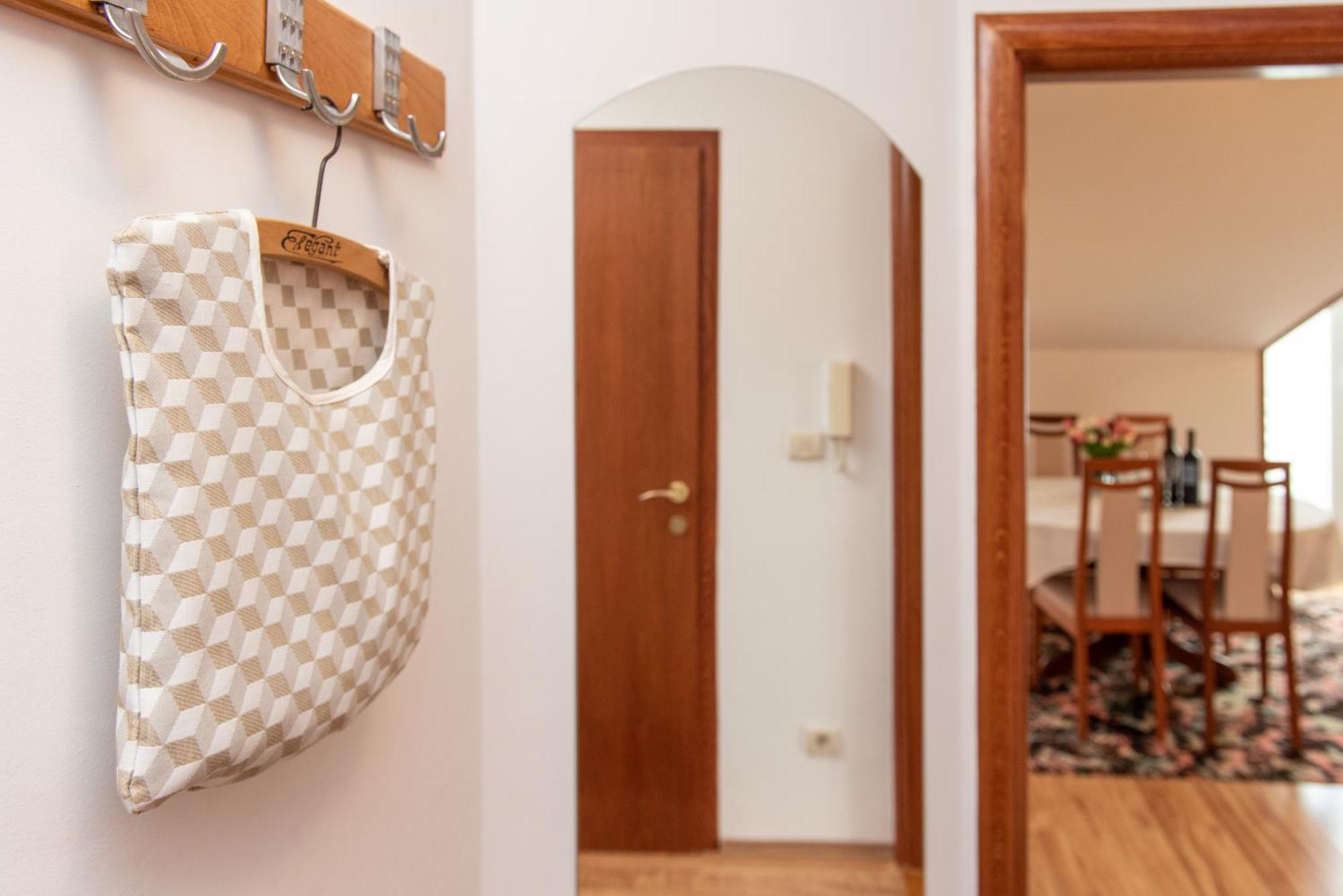 Apartments Andrijana Сплит Экстерьер фото